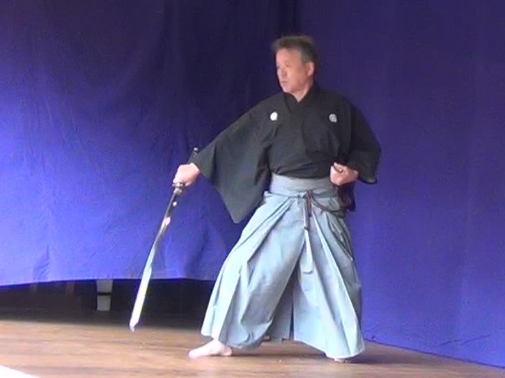 石丸